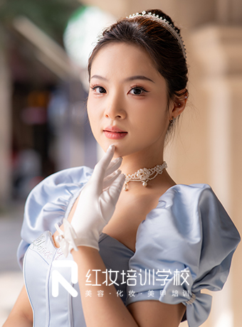 海口红妆化妆培训学校电影《星愿》仿妆大片作品