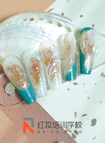 海口哪家美甲学校好_红妆学校深蓝色系金箔风美甲作品欣赏